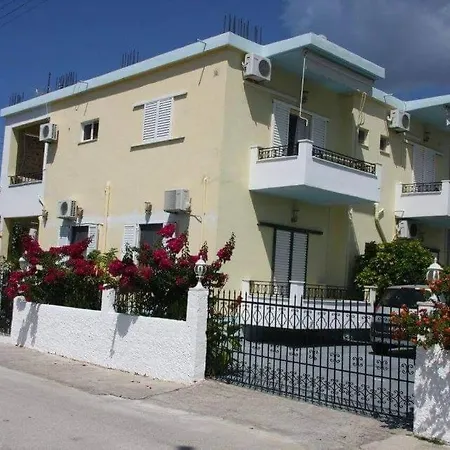 Koletsis Rooms Ammoudia Exterior photo